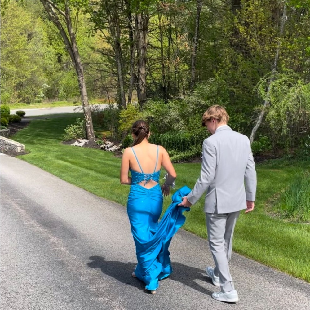 Prom Dress - Picture 2 of 13